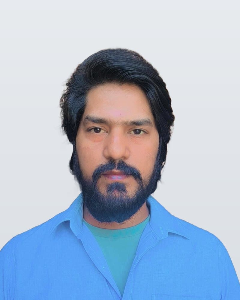 Shashi Singh, Founder and Lead Developer of GrowVibe